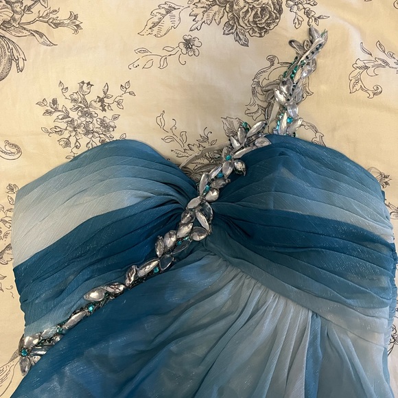 Ombre Strapless Dress - Picture 3 of 4